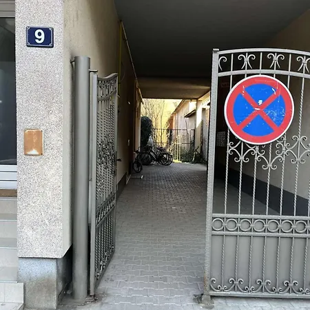 B&s דירה אפטין