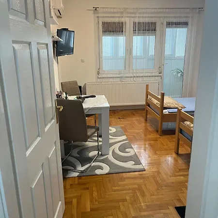 B&s Apartament